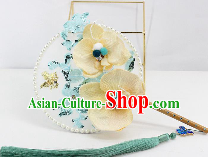 Traditional Chinese Handmade Phalaenopsis Round Fans Ancient Hanfu Wedding Palace Fan for Women Traditional Chinese Handmade Phalaenopsis Round Fans Ancient Hanfu Wedding Palace Fan for Women