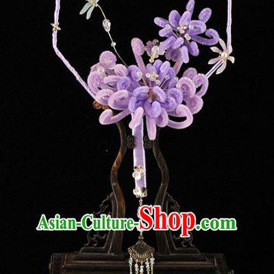 Traditional Chinese Purple Velvet Chrysanthemum Fans Ancient Hanfu Wedding Palace Fan for Women