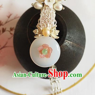 Traditional Chinese White Jade Tassel Hair Claw Hairpin Headdress Ancient Swordsman Hair Accessories for Women