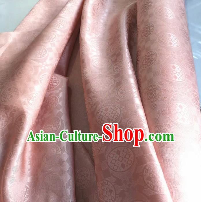 Chinese Traditional Round Design Pattern Pink Silk Fabric Cheongsam Mulberry Silk Drapery Chinese Traditional Round Design Pattern Pink Silk Fabric Cheongsam Mulberry Silk Drapery