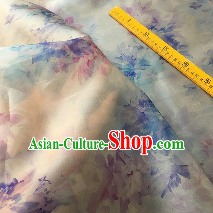 Chinese Traditional Printing Flowers Design Pattern Beige Silk Fabric Cheongsam Mulberry Silk Drapery Chinese Traditional Printing Flowers Design Pattern Beige Silk Fabric Cheongsam Mulberry Silk Drapery