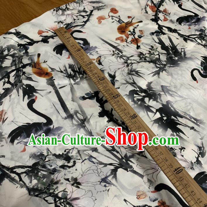Chinese Traditional Swan Design Pattern White Silk Fabric Cheongsam Mulberry Silk Drapery Chinese Traditional Swan Design Pattern White Silk Fabric Cheongsam Mulberry Silk Drapery