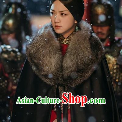 Chinese Ancient Queen Mother Embroidered Clothing Drama Empress of the Ming Dynasty Sun Ruowei Replica Costumes for Women
