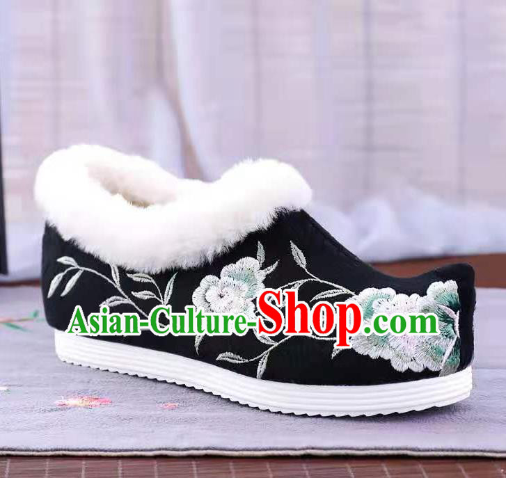 Chinese Winter Embroidered Black Shoes Hanfu Shoes Women Shoes Opera Shoes Princess Shoes Chinese Winter Embroidered Black Shoes Hanfu Shoes Women Shoes Opera Shoes Princess Shoes