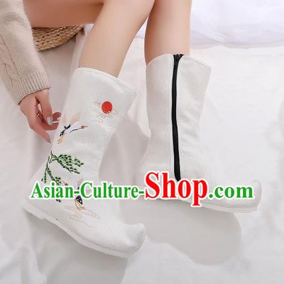 Traditional Chinese Kung Fu White Boots Opera Shoes Hanfu Shoes Embroidered Crane Boots for Women
