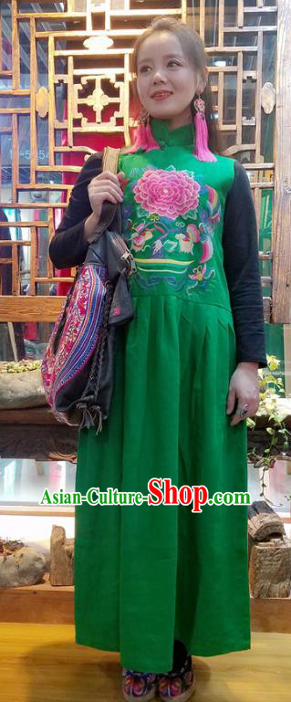 Traditional Chinese Embroidered Peony Green Sleeveless Dress National Cheongsam Costume for Women Traditional Chinese Embroidered Peony Green Sleeveless Dress National Cheongsam Costume for Women