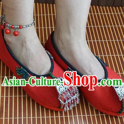 Traditional Chinese Handmade Ethnic Silver Tassel Red Shoes Yunnan National Shoes Embroidered Shoes for Women