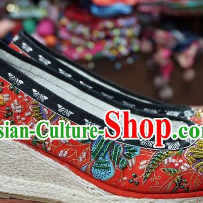 Traditional Chinese Ethnic Embroidered Beads Red Shoes Handmade Yunnan National Shoes Wedding Shoes for Women
