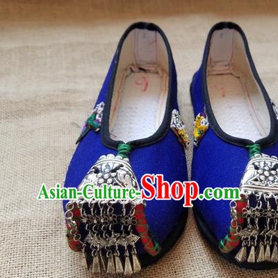 Traditional Chinese Handmade Ethnic Silver Tassel Blue Shoes Yunnan National Shoes Embroidered Shoes for Women