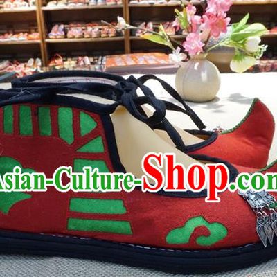 Traditional Chinese Ethnic Miao Silver Red Embroidered Shoes Handmade Yunnan National Shoes Wedding Shoes for Women
