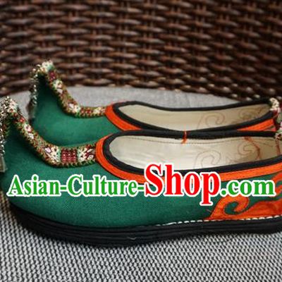 Traditional Chinese Embroidered Ethnic Wedding Green Shoes Yunnan National Shoes for Women