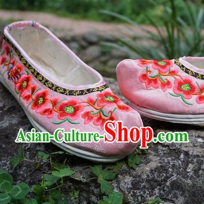 Traditional Chinese Wedding Embroidered Plum Pink Shoes National Ethnic Shoes Hanfu Shoes for Women