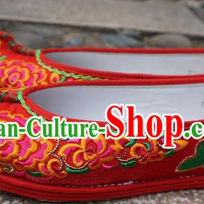 Traditional Chinese Embroidered Peony Red Shoes National Ethnic Wedding Shoes Hanfu Shoes for Women