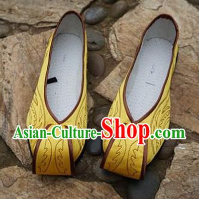 Traditional Chinese Yellow Embroidered Shoes National Ethnic Wedding Shoes Hanfu Shoes for Women