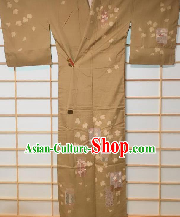 Traditional Japanese Embroidered Brown Furisode Kimono Japan Yukata Dress Costume for Women Traditional Japanese Embroidered Brown Furisode Kimono Japan Yukata Dress Costume for Women