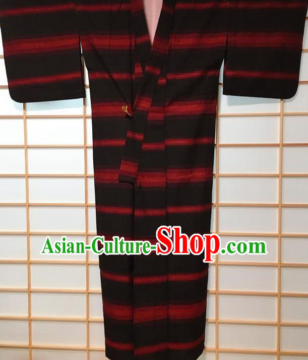 Traditional Japanese Classical Stripe Pattern Black Kimono Asian Japan Yukata Costume for Men Traditional Japanese Classical Stripe Pattern Black Kimono Asian Japan Yukata Costume for Men