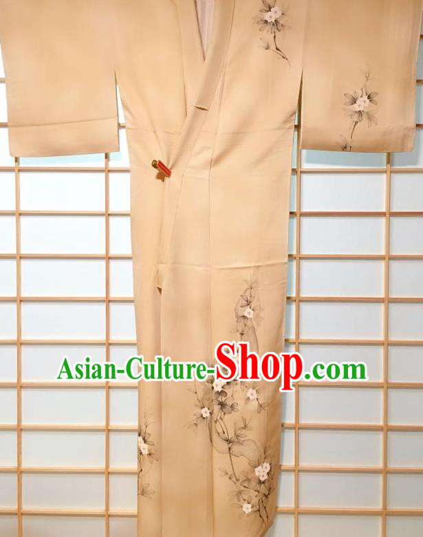 Traditional Japanese Classical Flowers Pattern Ginger Kimono Japan Yukata Dress Costume for Women Traditional Japanese Classical Flowers Pattern Ginger Kimono Japan Yukata Dress Costume for Women