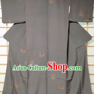 Traditional Japanese Classical Little Flowers Pattern Grey Kimono Asian Japan Yukata Costume for Men