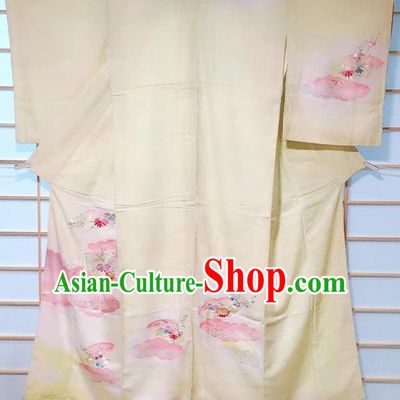 Traditional Japanese Yellow Tsukesage Kimono Japan Classical Chrysanthemum Pattern Yukata Dress Costume for Women