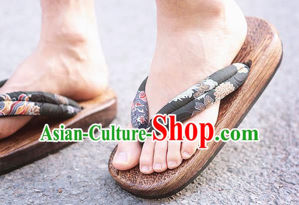 Traditional Japanese Kylin Pattern Black Geta Slippers Asian Japan Clogs Shoes for Men Traditional Japanese Kylin Pattern Black Geta Slippers Asian Japan Clogs Shoes for Men