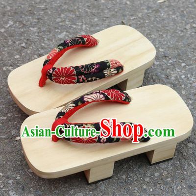 Traditional Japanese Classical Chrysanthemum Pattern Black Bidentate Clogs Flip Flops Slippers Asian Japan Geta Shoes for Women