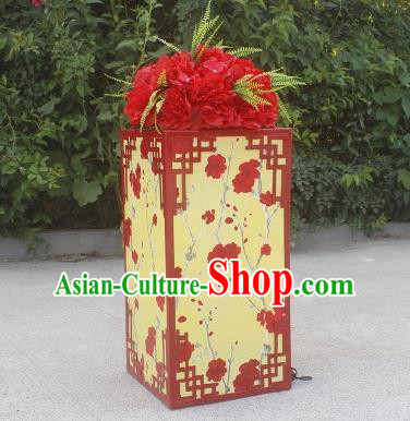 Chinese Traditional Printing Plum Lamp Wedding Floor Lanterns Handmade Palace Lantern Chinese Traditional Printing Plum Lamp Wedding Floor Lanterns Handmade Palace Lantern