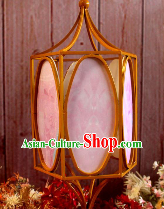 Handmade Chinese Iron Art Lamp Traditional Wedding Lanterns Decoration Handmade Chinese Iron Art Lamp Traditional Wedding Lanterns Decoration