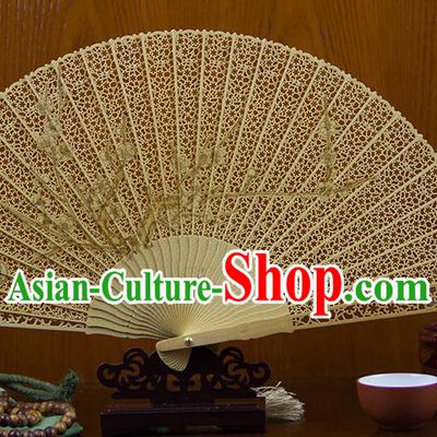 Traditional Chinese Hand Painting Plum Blossom Sandalwood Fan China Accordion Folding Fan Oriental Fan