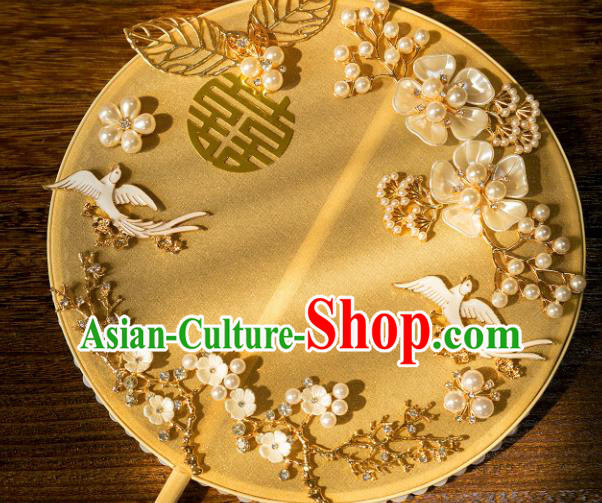 Chinese Traditional Hanfu Wedding Yellow Palace Fans Classical Round Fan for Women Chinese Traditional Hanfu Wedding Yellow Palace Fans Classical Round Fan for Women