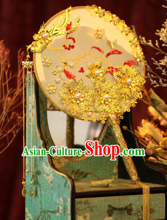 Chinese Traditional Handmade Hanfu Palace Fans Classical Wedding Silk Round Fan for Women Chinese Traditional Handmade Hanfu Palace Fans Classical Wedding Silk Round Fan for Women