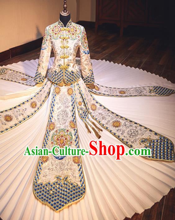 Chinese Traditional Embroidered Champagne Xiuhe Suits Wedding Dress Ancient Bride Costume for Women Chinese Traditional Embroidered Champagne Xiuhe Suits Wedding Dress Ancient Bride Costume for Women