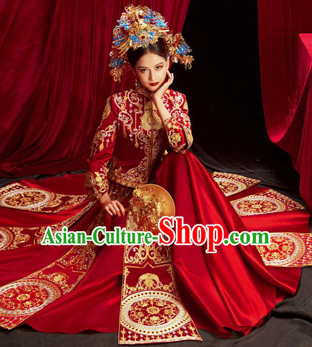 Chinese Traditional Bride Embroidered Red Xiuhe Suits Wedding Dress Ancient Costume for Women Chinese Traditional Bride Embroidered Red Xiuhe Suits Wedding Dress Ancient Costume for Women