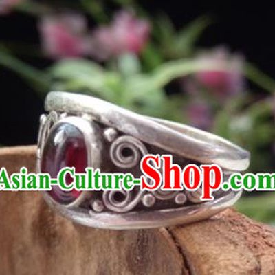 Chinese Zang Nationality Silver Garnet Rings Handmade Traditional Tibetan Ethnic Jewelry Accessories for Women