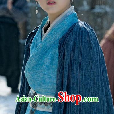 Chinese Drama Guardians of The Ancient Oath Swordswoman Baili Hongyi Costume and Headpiece for Women