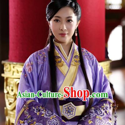 Chinese Historical Drama The Eternal Love Ancient Palace Princess Qu Pan Er Purple Costume and Headpiece for Women