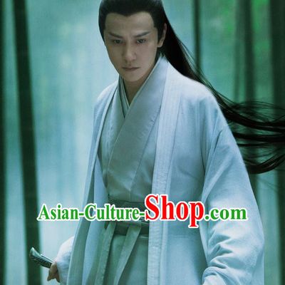 Chinese Ancient Swordsman Host Xiao Yiqing Drama Listening Snow Tower Historical Costume and Headwear for Men