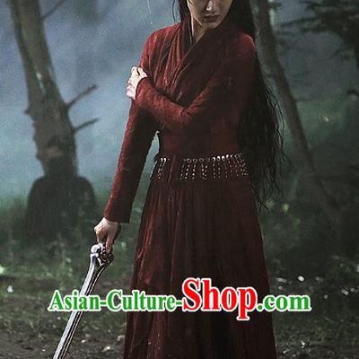 Chinese Ancient Demon Female Swordsman Shu Jingrong Hanfu Dress Historical Drama Listening Snow Tower Costume and Headpiece for Women