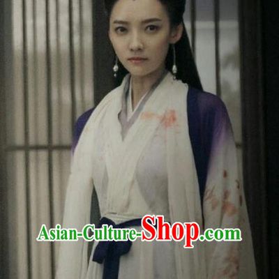 Chinese Ancient Demon Swordsman Chi Xiaotai Hanfu Dress Historical Drama Listening Snow Tower Costume and Headpiece for Women