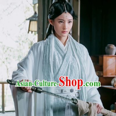 Chinese Ancient Female Swordsman Dress Historical Drama Sword Dynasty Gongsun Qianxue Costume and Headpiece for Women