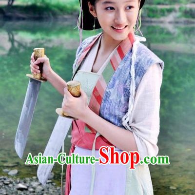 Chinese Ancient Tang Dynasty Female Civilian Shui Lian Dress Historical Drama Dagger Mastery Guan Xiaotong Costume and Headpiece for Women