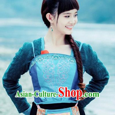 Chinese Ancient Young Lady Shao Zi Dress Historical Drama Demon Catcher Costume and Headpiece for Women
