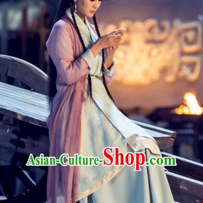 Chinese Ancient Han Dynasty Female Swordsman Ji Jiang Dress Historical Drama Hero Dream Costume and Headpiece for Women
