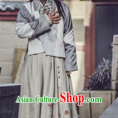 Chinese Ancient Servant Swordsman Clothing and Headwear Drama Tang Dynasty Tour Yun Ye White Costumes