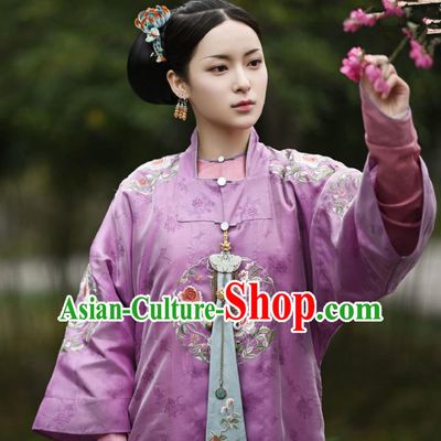 Chinese Ancient Garment Manchu Court Lady Lilac Qipao Dress and Hairpins Drama Dreaming Back to the Qing Dynasty Princess Consort Ming Hui Garment