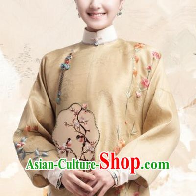 Chinese Ancient Garment Manchu Court Lady Apparels Yellow Qipao Dress and Hair Jewelries Drama Dreaming Back to the Qing Dynasty Rani Ming Wei Costumes