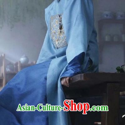 Chinese Ancient Garment Manchu Lady Apparels Blue Qipao Dress and Hair Accessories Drama Dreaming Back to the Qing Dynasty Rani Ming Wei Costumes