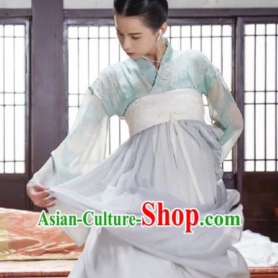 Chinese Ancient Rani Hanfu Dress Garment and Headwear Drama To Get Her Princess Lin Zhengzheng Apparels Costumes