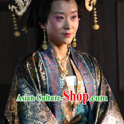 Chinese Ancient Empress Apparels Court Lady Hanfu Dress and Phoenix Hairpins Drama Control by Zhen Guan Queen Zhangsun Garment Costumes