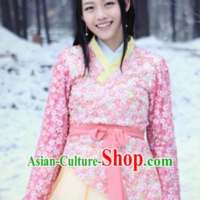 Chinese Ancient Young Lady Garment Costumes and Hair Accessories Drama I am A Pet At Dali Temple Pink Dress
