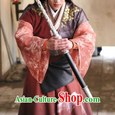 Chinese Ancient Swordsman Garment Costumes and Hairdo Crown Drama Men With Sword Knight Gen Mochi Hanfu Apparels